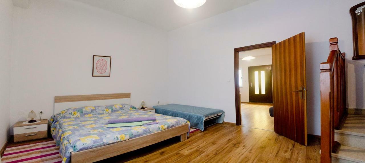 Apartman Aurora Apartment Porec Exterior photo