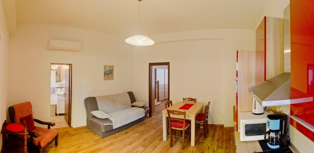 Apartman Aurora Apartment Porec Exterior photo